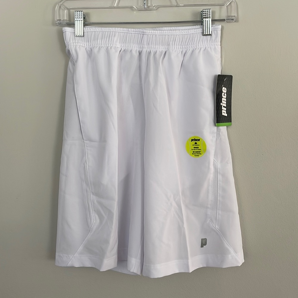 NWT, Prince tennis shorts, Youth Medium, white